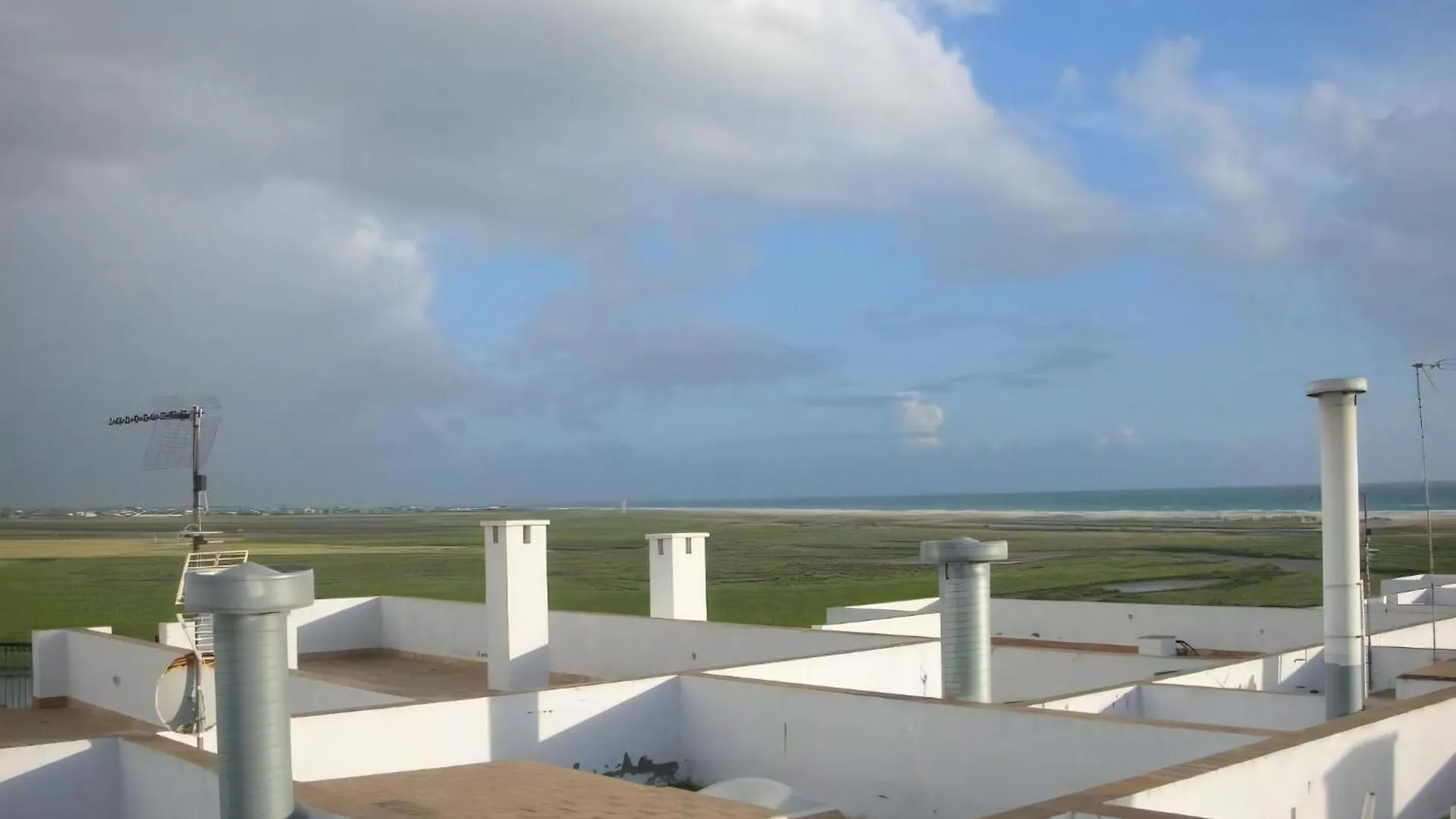 Haus Mit Dachterrasse In Conil De La Frontera Apartment