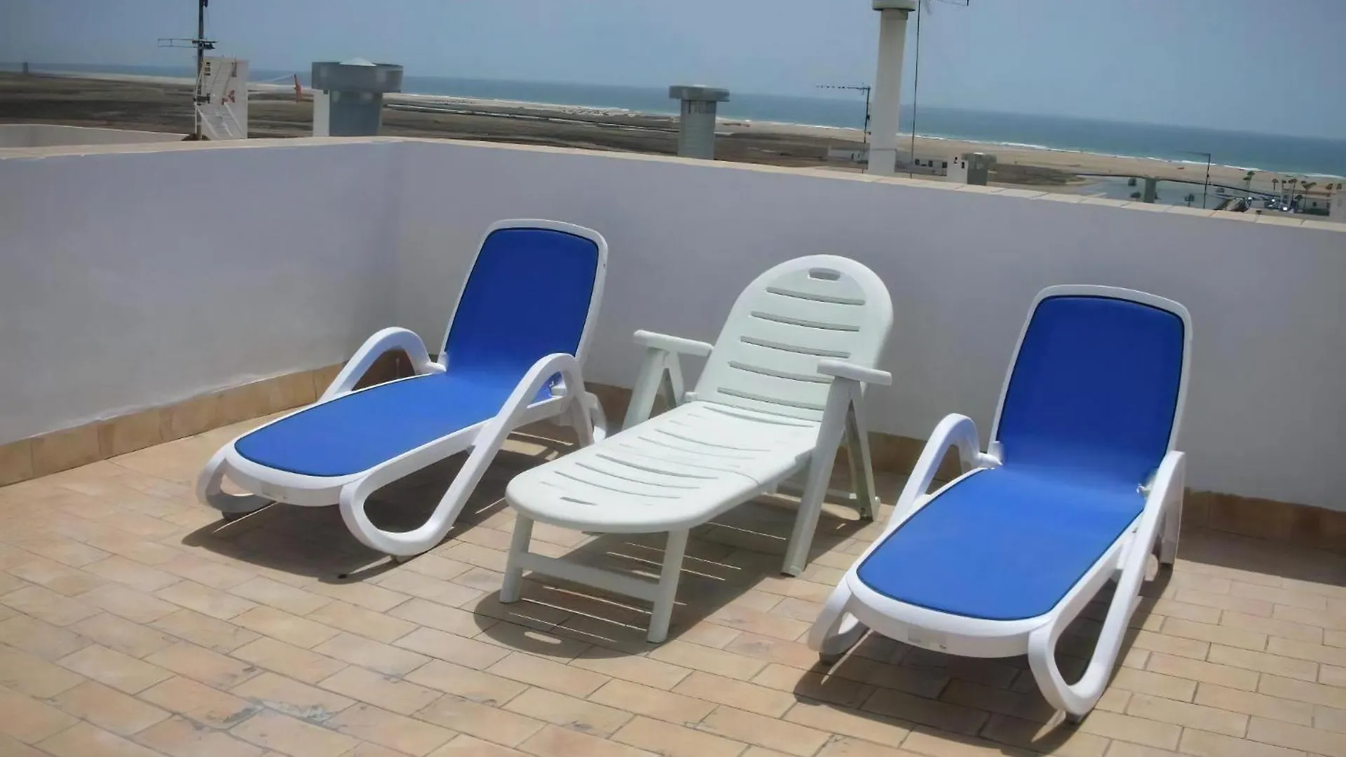 Haus Mit Dachterrasse In Conil De La Frontera Apartment